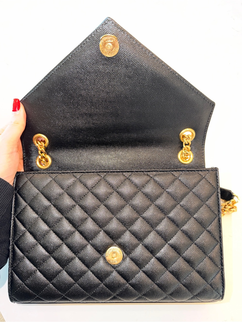 AUTHENTIC YSL Envelope Triquilt Medium Shoulder Bag in Black Grained Leather. - Picture 11 of 16